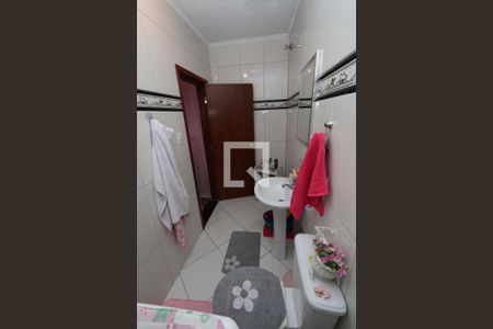 Casa à venda com 266m², 4 quartos e 2 vagas Casa à venda com 266m², 4 quartos e 2 vagasBanheiro da Suíte 2