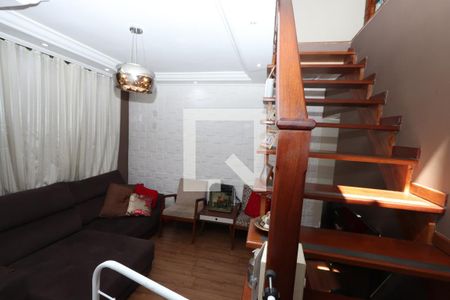 Sala de casa à venda com 4 quartos, 266m² em Vila Ivone, São Paulo