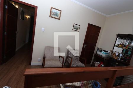 Casa à venda com 266m², 4 quartos e 2 vagas Casa à venda com 266m², 4 quartos e 2 vagasSala íntima