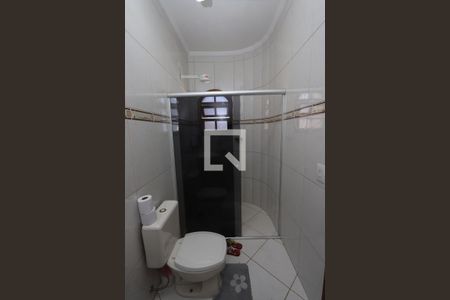 Casa à venda com 266m², 4 quartos e 2 vagas Casa à venda com 266m², 4 quartos e 2 vagasBanheiro da Suíte 3