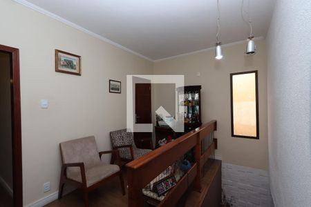 Casa à venda com 266m², 4 quartos e 2 vagas Casa à venda com 266m², 4 quartos e 2 vagasSala íntima