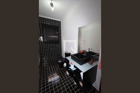 Casa à venda com 266m², 4 quartos e 2 vagas Casa à venda com 266m², 4 quartos e 2 vagasLavabo