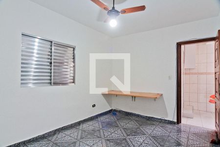 Quarto 2 de casa para alugar com 2 quartos, 70m² em Vila Cavaton, São Paulo