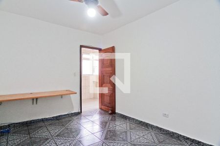 Quarto 2 de casa para alugar com 2 quartos, 70m² em Vila Cavaton, São Paulo