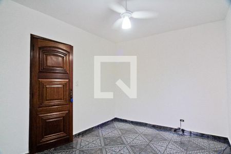 Quarto 1 de casa para alugar com 2 quartos, 70m² em Vila Cavaton, São Paulo