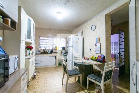 Casa à venda com 280m², 5 quartos e 3 vagas Casa à venda com 280m², 5 quartos e 3 vagasCozinha