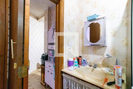 Casa à venda com 280m², 5 quartos e 3 vagas Casa à venda com 280m², 5 quartos e 3 vagasBanheiro