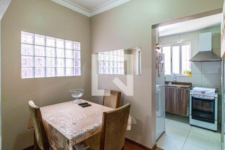 Sala de casa à venda com 2 quartos, 96m² em Ferreira, São Paulo