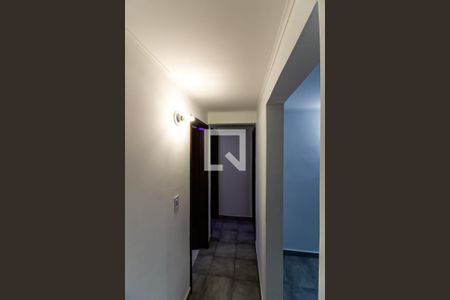 Corredor de apartamento para alugar com 2 quartos, 68m² em Vila Siqueira (zona Norte), São Paulo