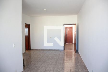 Apartamento para alugar com 3 quartos, 120m² em Martins, Uberlândia