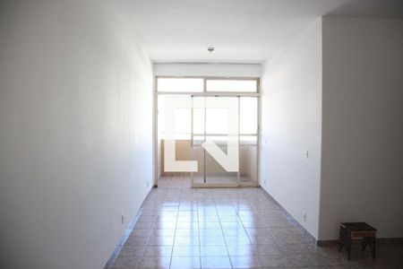 Apartamento para alugar com 3 quartos, 120m² em Martins, Uberlândia