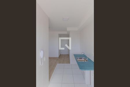 Sala e Cozinha Integrada  de apartamento à venda com 2 quartos, 42m² em Vila Penteado, São Paulo