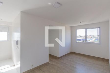 Sala e Cozinha Integrada  de apartamento à venda com 2 quartos, 42m² em Vila Penteado, São Paulo