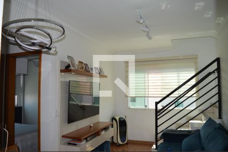 Sala de apartamento à venda com 2 quartos, 90m² em Cabral, Contagem