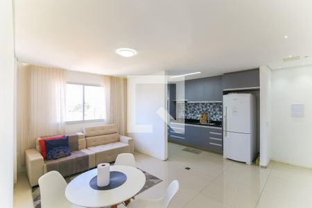 Sala de apartamento para alugar com 2 quartos, 68m² em Centro, Taboão da Serra