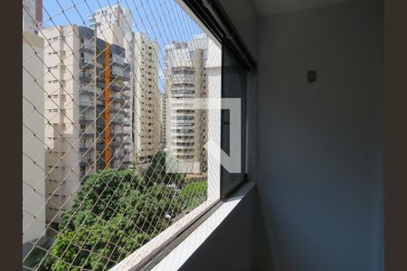 Sacada de apartamento para alugar com 2 quartos, 70m² em Setor Bueno, Goiânia