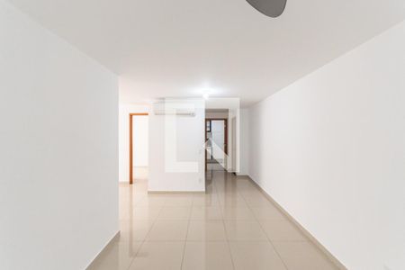 Apartamento à venda com 90m², 2 quartos e 1 vagaSala