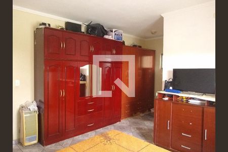 Casa à venda com 3 quartos, 195m² em Jardim Las Vegas, Santo André