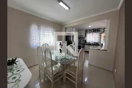 Casa à venda com 3 quartos, 200m² em Jardim Las Vegas, Santo André