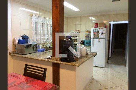 Casa à venda com 2 quartos, 150m² em Jardim Stella, Santo André