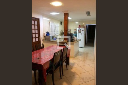 Casa à venda com 2 quartos, 150m² em Jardim Stella, Santo André