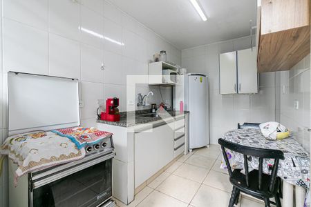 Cozinha de casa para alugar com 2 quartos, 90m² em Parque São Jorge, São Paulo