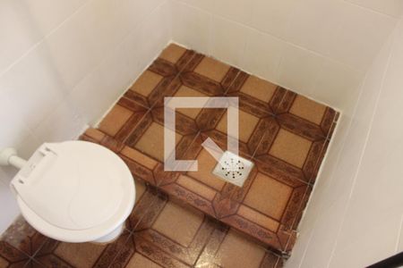 Banheiro de apartamento para alugar com 1 quarto, 46m² em Itararé, São Vicente