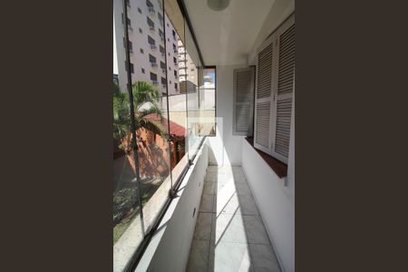 Sacada da sala de apartamento à venda com 2 quartos, 87m² em Menino Deus, Porto Alegre