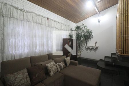 Sala de TV  de casa à venda com 3 quartos, 240m² em Casa Verde, São Paulo