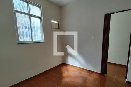 Quarto 1 de casa para alugar com 2 quartos, 60m² em Vila Paula, Duque de Caxias