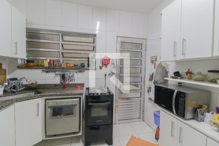 Casa à venda com 199m², 4 quartos e 4 vagas Casa à venda com 199m², 4 quartos e 4 vagasCozinha