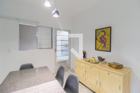 Casa à venda com 199m², 4 quartos e 4 vagas Casa à venda com 199m², 4 quartos e 4 vagasSala de Jantar