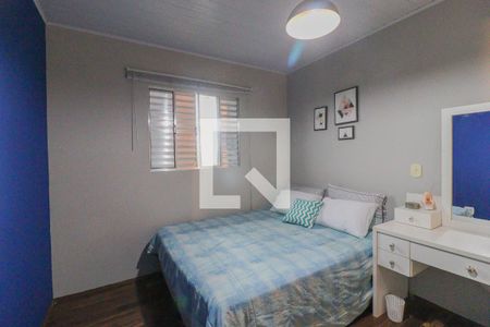 Casa à venda com 199m², 4 quartos e 4 vagas Casa à venda com 199m², 4 quartos e 4 vagasQuarto 4