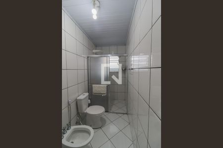 Casa à venda com 199m², 4 quartos e 4 vagas Casa à venda com 199m², 4 quartos e 4 vagasBanheiro da Suíte