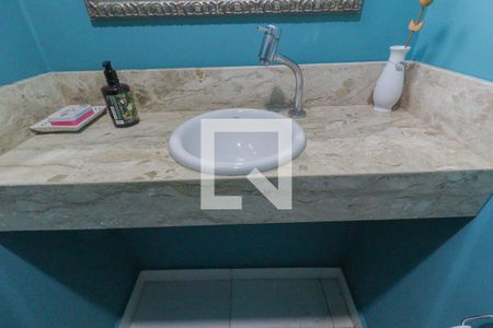 Casa à venda com 199m², 4 quartos e 4 vagas Casa à venda com 199m², 4 quartos e 4 vagasLavabo