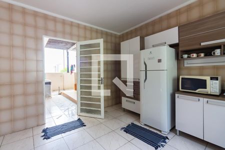 Cozinha 1 de casa à venda com 6 quartos, 250m² em Vila Osasco, Osasco