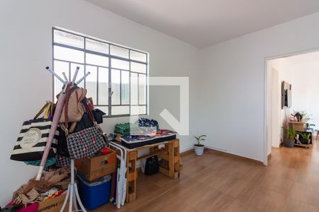 Quarto 1 de casa à venda com 6 quartos, 250m² em Vila Osasco, Osasco