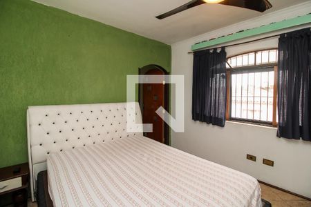 Casa à venda com 128m², 3 quartos e 2 vagas Casa à venda com 128m², 3 quartos e 2 vagasQuarto 2