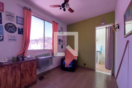 SALA de apartamento para alugar com 1 quarto, 40m² em Cascadura, Rio de Janeiro