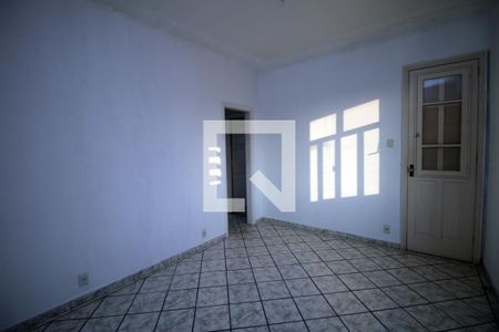 Sala de apartamento para alugar com 2 quartos, 70m² em Olaria, Rio de Janeiro