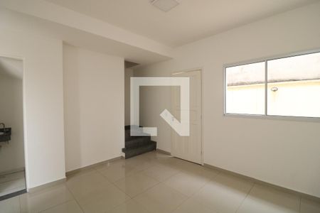Sala de casa de condomínio à venda com 3 quartos, 92m² em Vila Antonieta, São Paulo