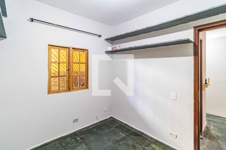 Quarto de casa para alugar com 4 quartos, 70m² em Raposo Tavares, São Paulo
