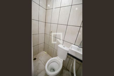 Banheiro de apartamento para alugar com 1 quarto, 28m² em Parque Reboucas, São Paulo