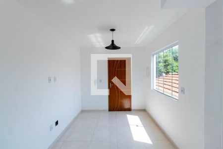 Sala/Cozinha de apartamento para alugar com 2 quartos, 38m² em Vila Talarico, São Paulo