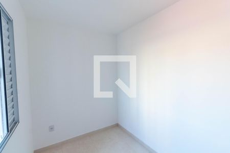 Quarto 1 de apartamento para alugar com 2 quartos, 38m² em Vila Talarico, São Paulo