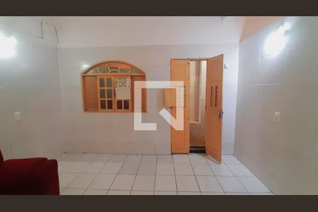 Sala de casa para alugar com 3 quartos, 75m² em Barbalho, Salvador