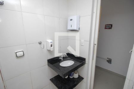 Banheiro de kitnet/studio à venda com 1 quarto, 40m² em Centro, Rio de Janeiro