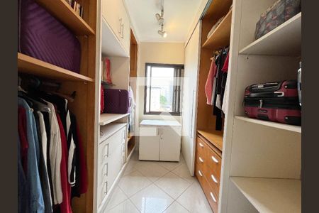 Closet da suíte de apartamento à venda com 3 quartos, 136m² em Vila Guarani, São Paulo