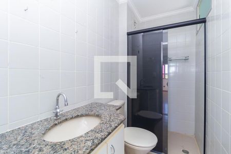 Banheiro de apartamento à venda com 3 quartos, 60m² em Jardim Guanabara, Belo Horizonte