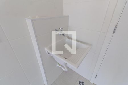 Sala e Cozinha Integrada  de apartamento para alugar com 1 quarto, 29m² em Vila Ré, São Paulo